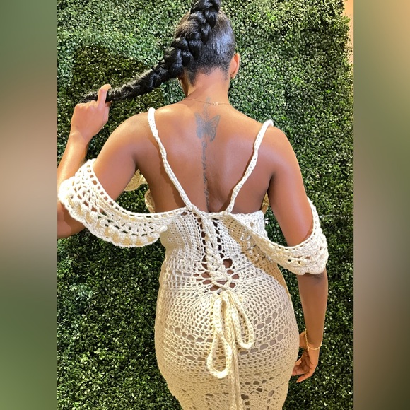 IVORY CROCHET/LACE GOWN W/ CORSET BACK & OFF THE SHOULDER STRAPS CASUAL/BRIDAL - Picture 5 of 9